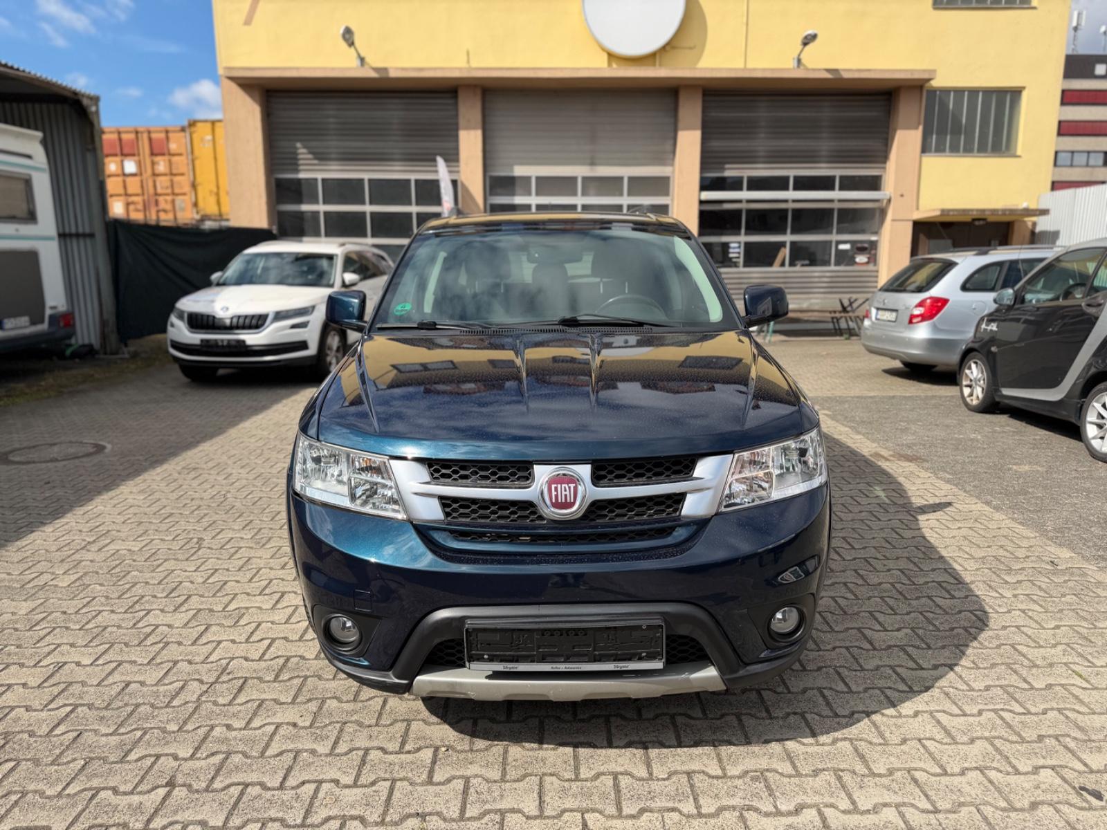 Fiat Freemont 7 Sitzer 4X4 Leder Automatik Alpine