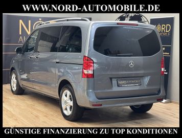 Mercedes V 220 - 10