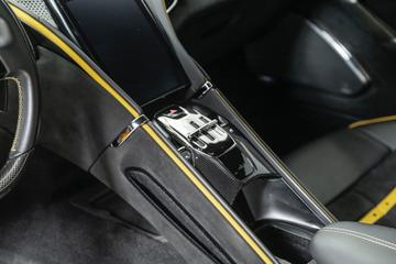 صورة مصغرة 25 لـ 2022 Ferrari ROMA