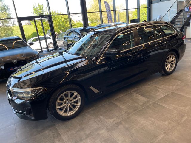 BMW 520 Touring 520 d *1.HAND*HUD*NAVI*KAM*LED*AHK*