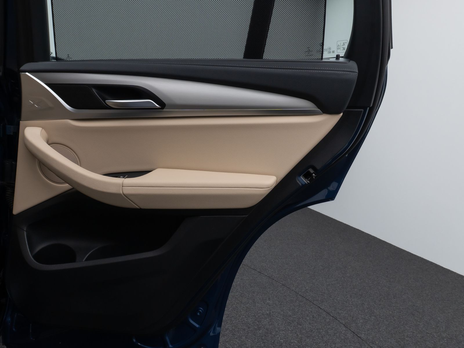 Fahrzeugabbildung BMW X3 xD20d Kamera HUD DAB HiFi Komfort Leder Sport