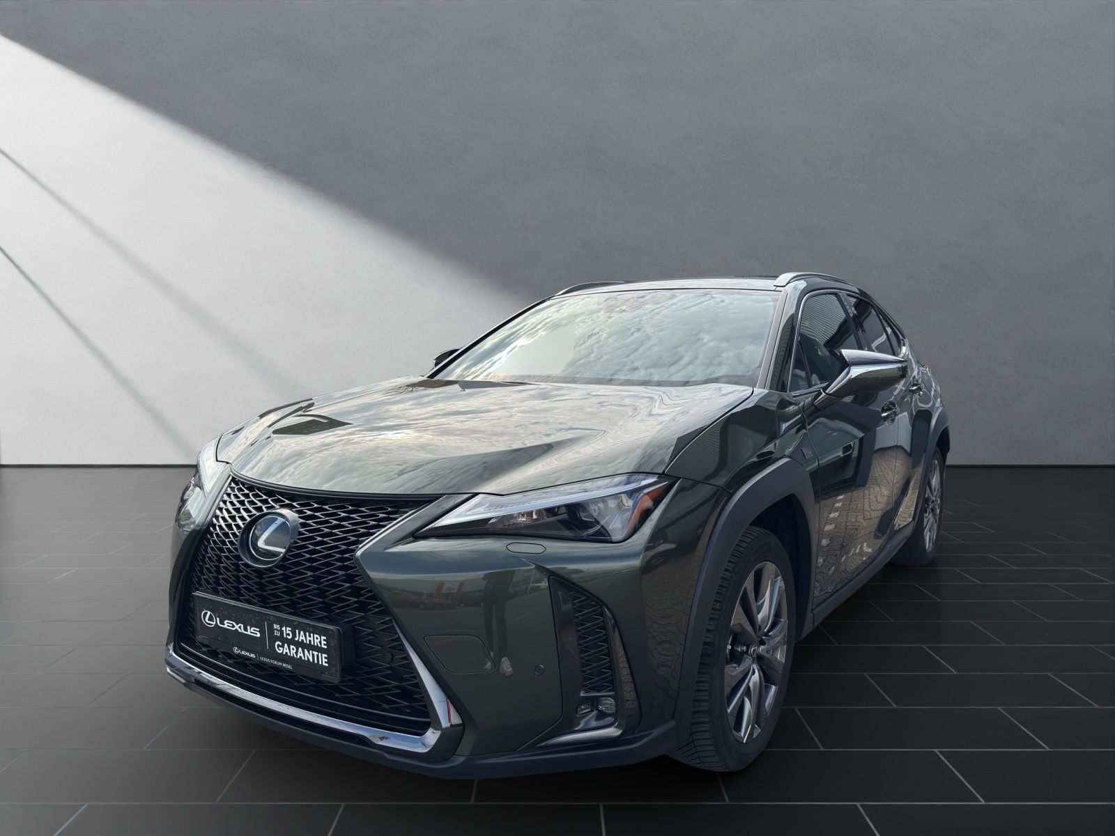 LEXUS UX