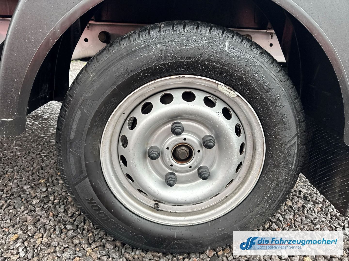 Fahrzeugabbildung Ford Transit Pritsche 310 L2 Doppelkabine 2.0 TDCi DP