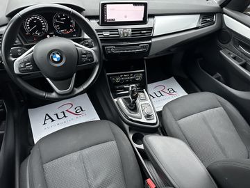 BMW 218 Gran Tourer - 11