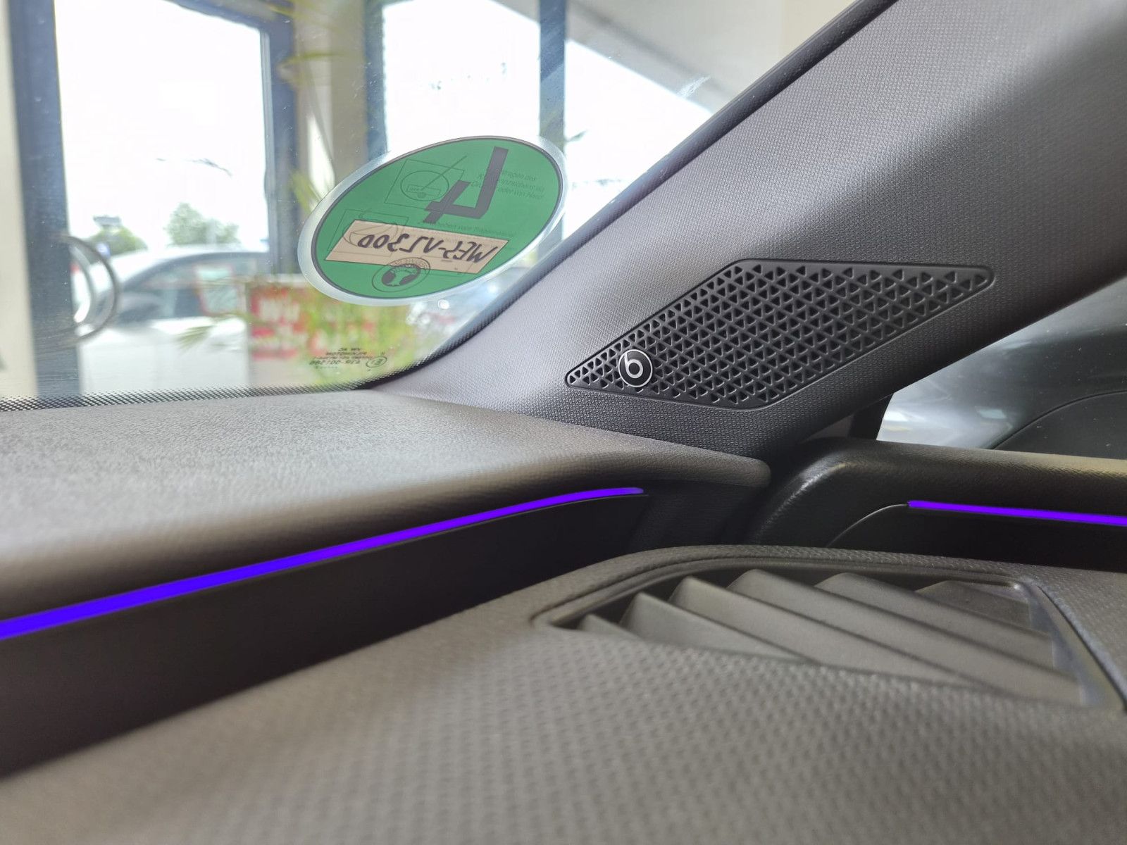 Fahrzeugabbildung CUPRA Leon VZ / PANO / LED / KAMERA / NUR 42TKM
