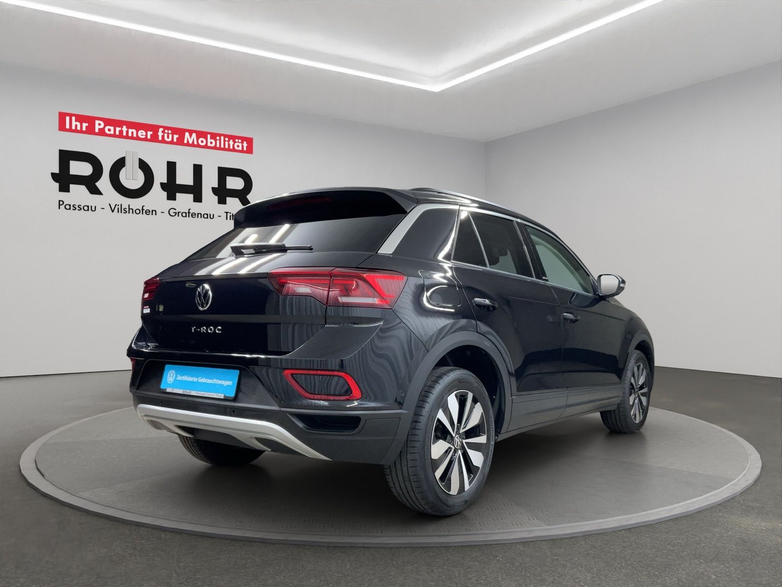 Volkswagen T-Roc Move 1.0 TSI ACC Kam. LED PDC SHZ Alu foto 4