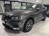 Volkswagen Tiguan 2.0 TSI BMT 4M/LED/CAM/AHK/SHZ/GROßE NAVI - : Allradantrieb, Geländewagen
