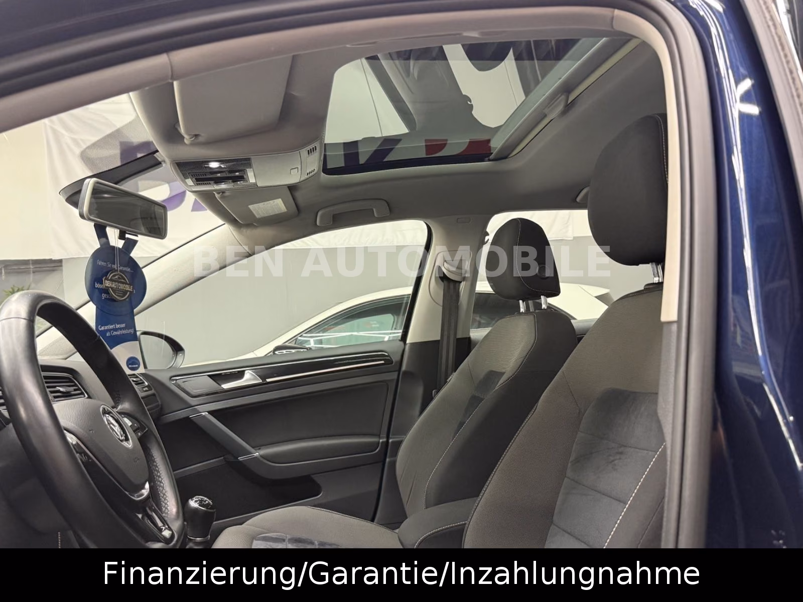 Volkswagen Golf VII Lim. 2.0 TDI Highline BMT PANO*NAVI*PDC