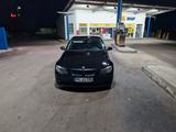 BMW 330i - - BMW 330 aus 2005: 330i
