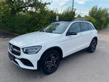 Mercedes-Benz GLC 220 d 4M AMG Line,Pan,Com,Kam,Spur+Totwinkel - Mercedes-Benz GLC 220 Gebrauchtwagen in Stuttgart