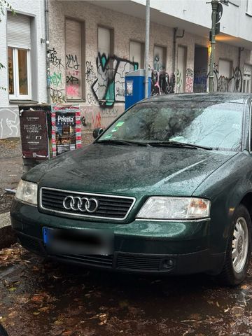 Audi A6 2.4 Liter