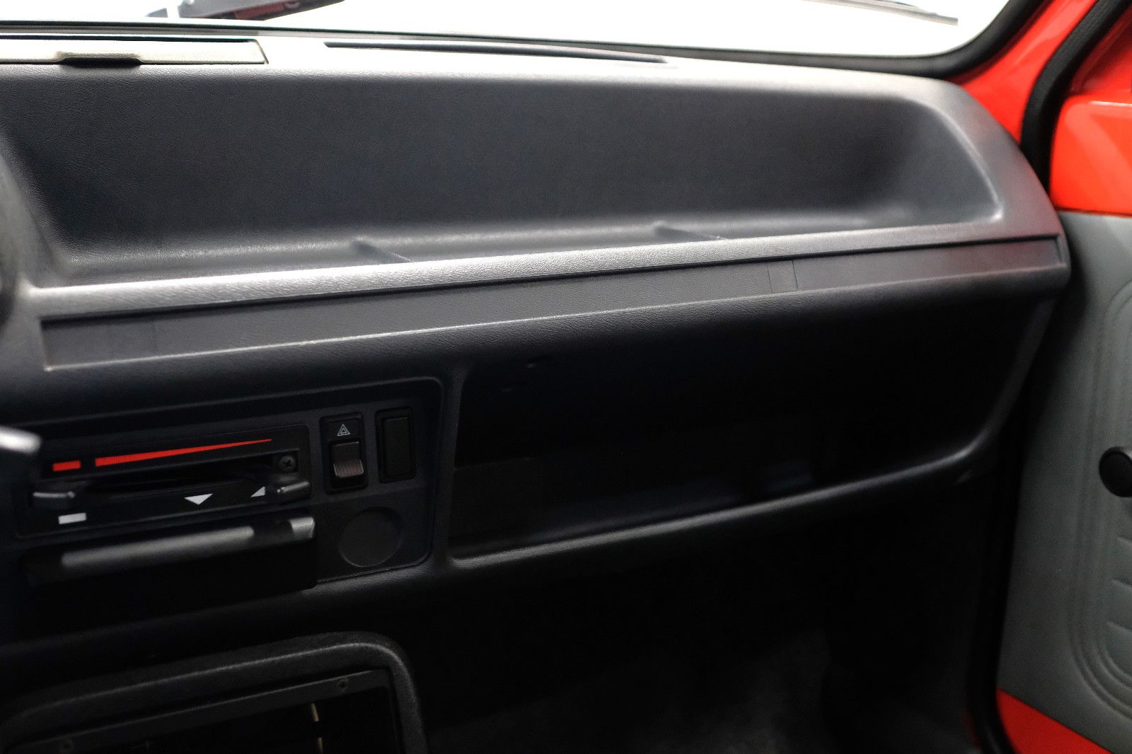 Fahrzeugabbildung Ford Fiesta 1.0 L SAMMLER-FAHRZEUG OLDTIMER ROSTFREI