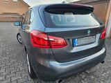 BMW 220 Active Tourer 220i - - BMW 220 Active Tourer von privat