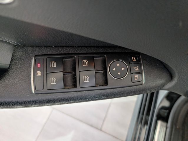 Mercedes-Benz E 220 E -Klasse T-Modell GEWERBEEXPORT
