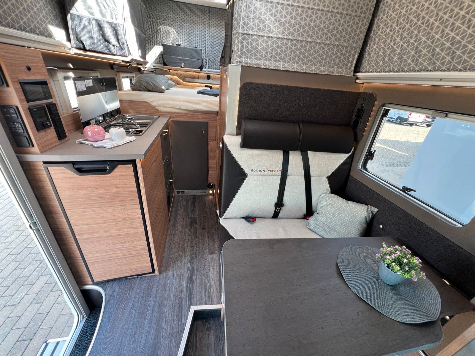 Fahrzeugabbildung Weinsberg X-Cursion CUV 500 MQ Edition Pepper