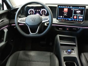 Fahrzeugverkauf 12 Volkswagen Tiguan 1.5 eTSI AHK Pano StHz 19 Zoll