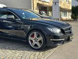 Mercedes-Benz CLS 63 S AMG 4Matic Carbon Led Aus 1 Hand Kamera - gebrauchte Mercedes-Benz CLS 63 AMG aus dem Jahr 2013