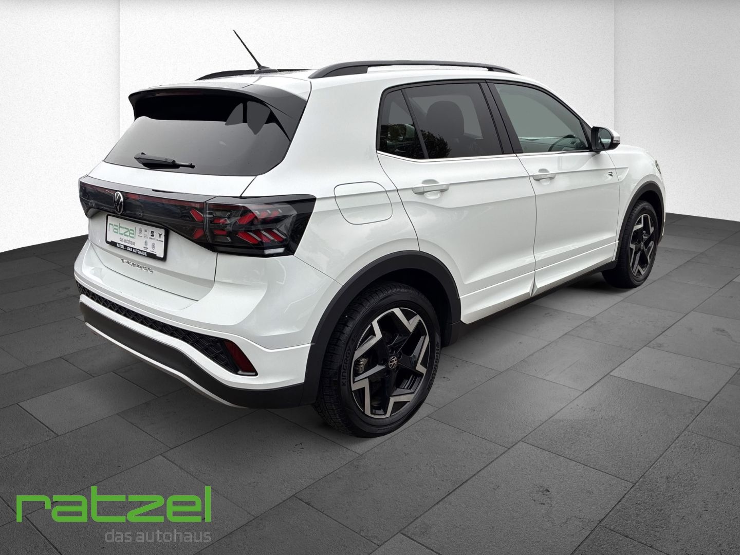 Fahrzeugabbildung Volkswagen T-Cross R-Line 1.0 TSI LED Matrix Digitales Cock