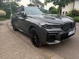 BMW X6 M50i Vollausstattung - BMW X6 M50 aus 2023