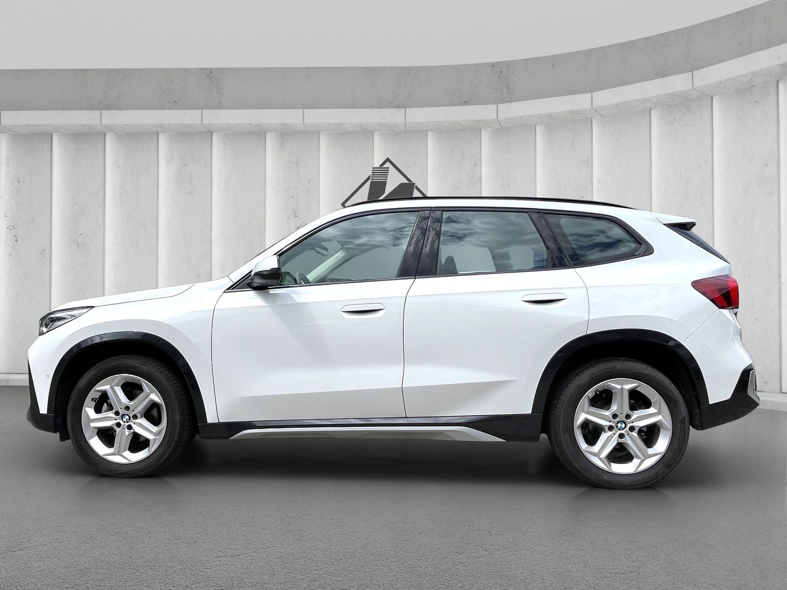 Fahrzeugabbildung BMW X1 18d sDrive*xLine*NAVI*PDC*KAMERA*u.v.m**