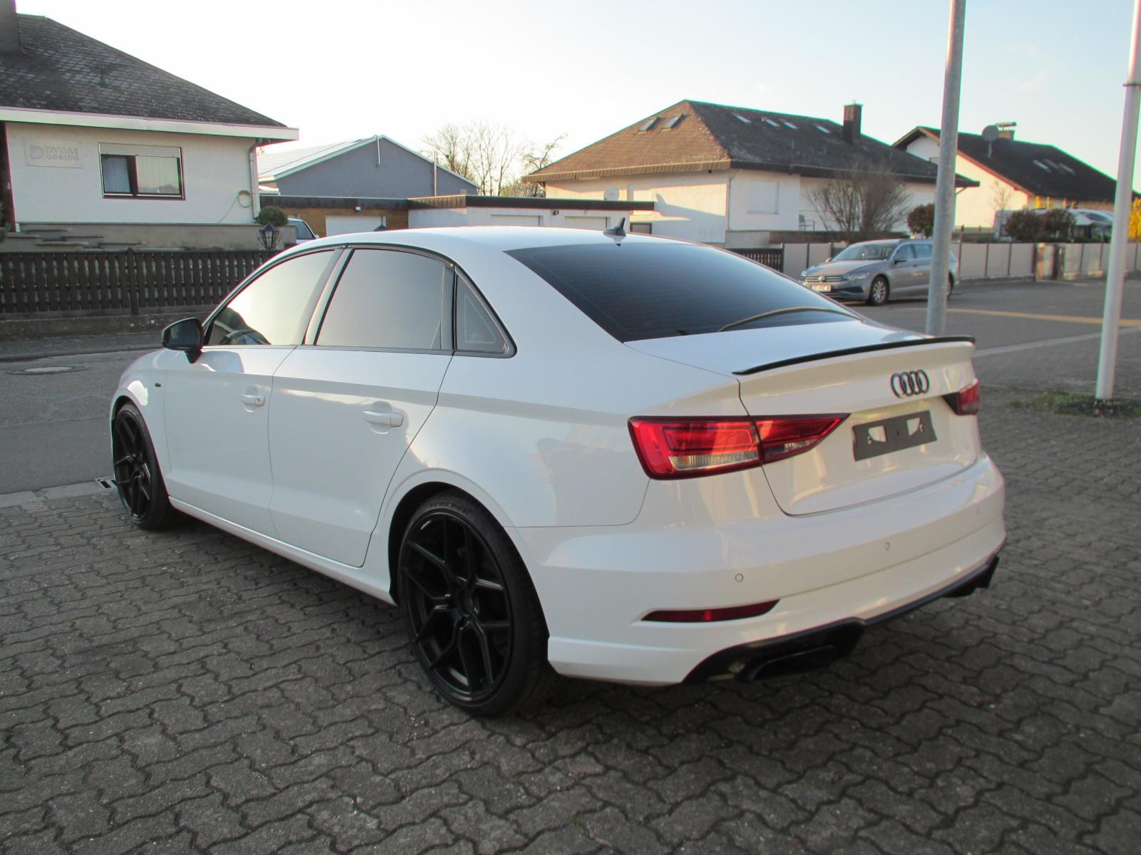 Audi A3 Limousine S-Line Packet