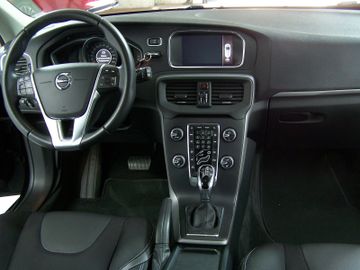 Volvo V40 - 10