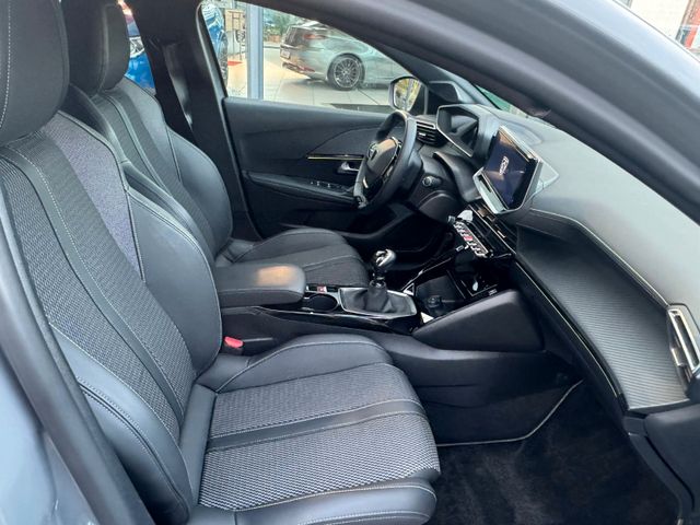 PEUGEOT 208 GT