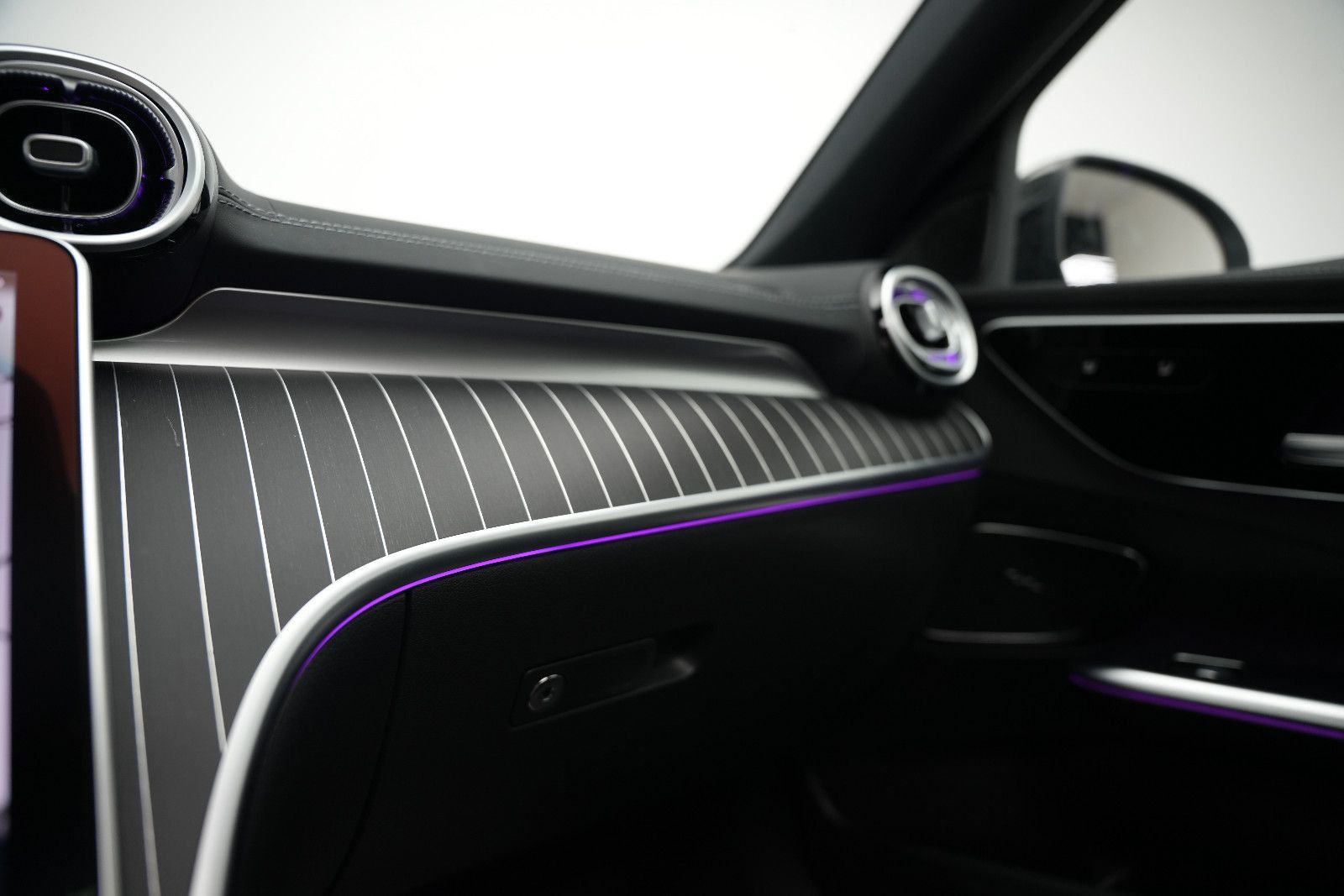 Fahrzeugabbildung Mercedes-Benz C 300 d T *AMG*Panorama*Massage*Ambiente*Kamera