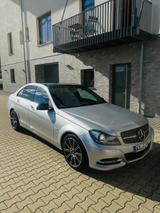 Mercedes-Benz C 350 4MATIC / 306 PS / Automatik  - Mercedes-Benz 350: mit Anhängerkupplung