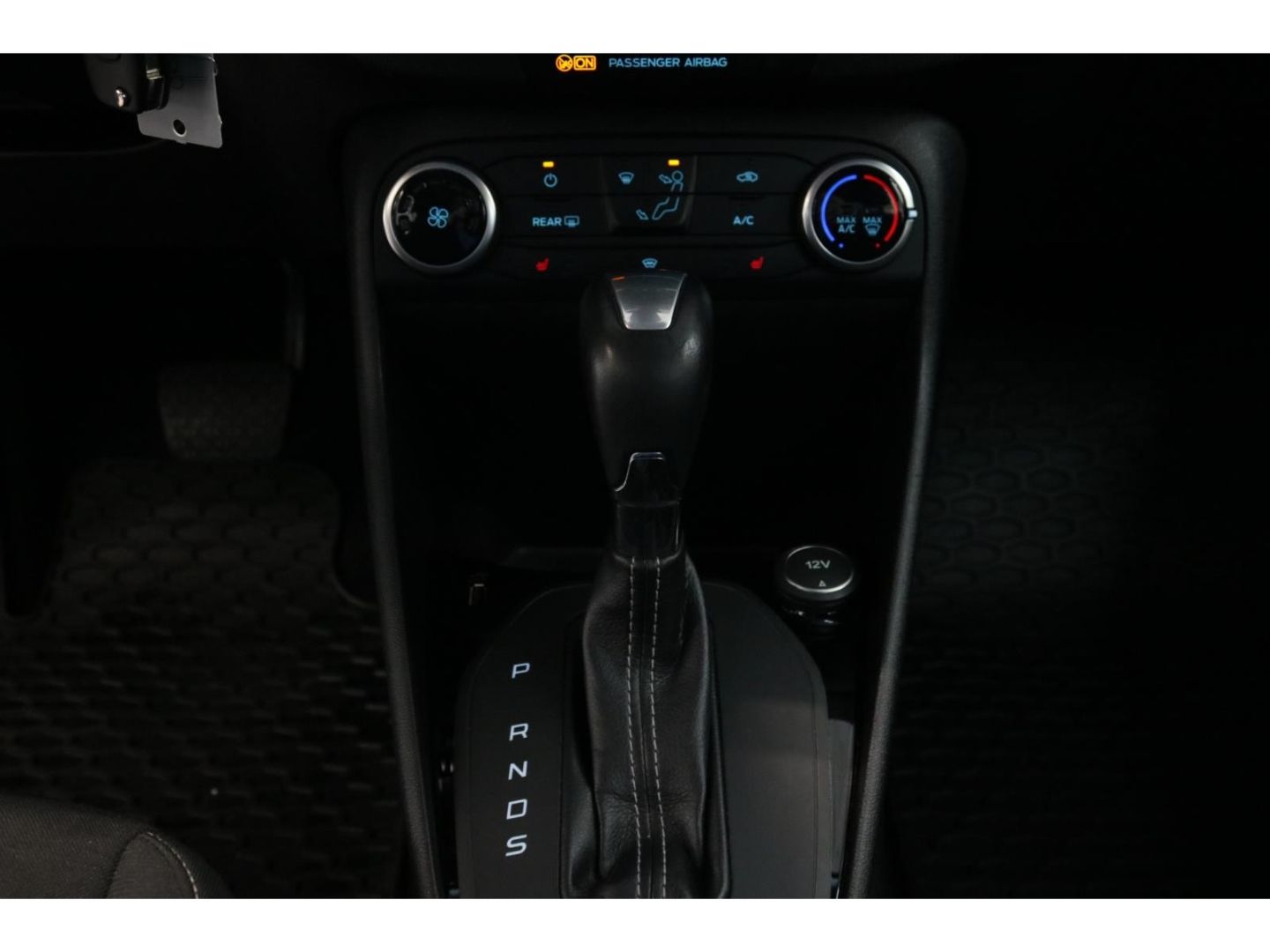 Fahrzeugabbildung Ford Fiesta Trend Apple CarPlay Android Auto WLAN Spu