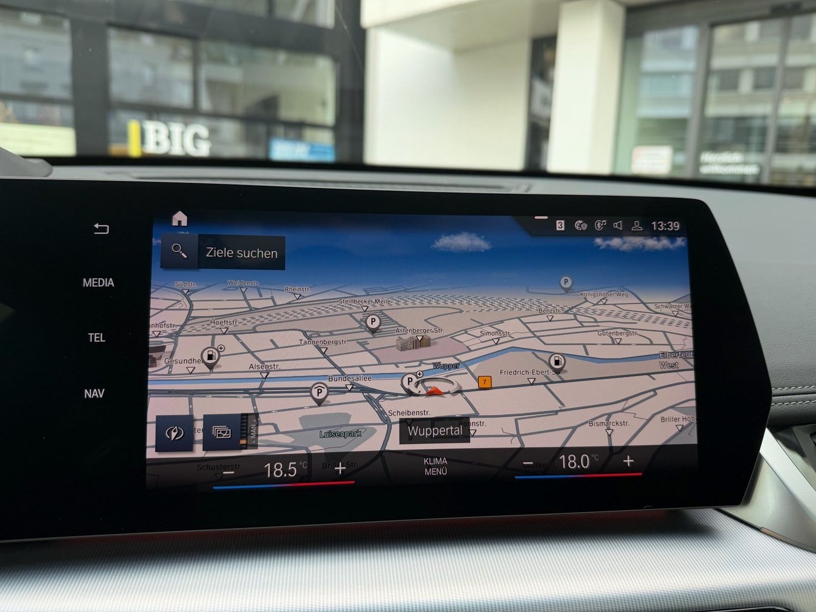 BMW X1 xDrive23i M Sport DA Prof PA HuD Pano AHK HK foto 10