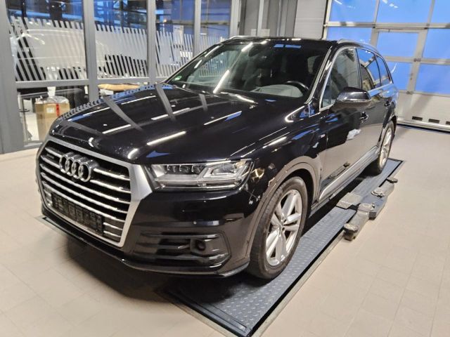 Audi Q7 3.0 TDI quattro 2x  S line Matrix Nachtsicht