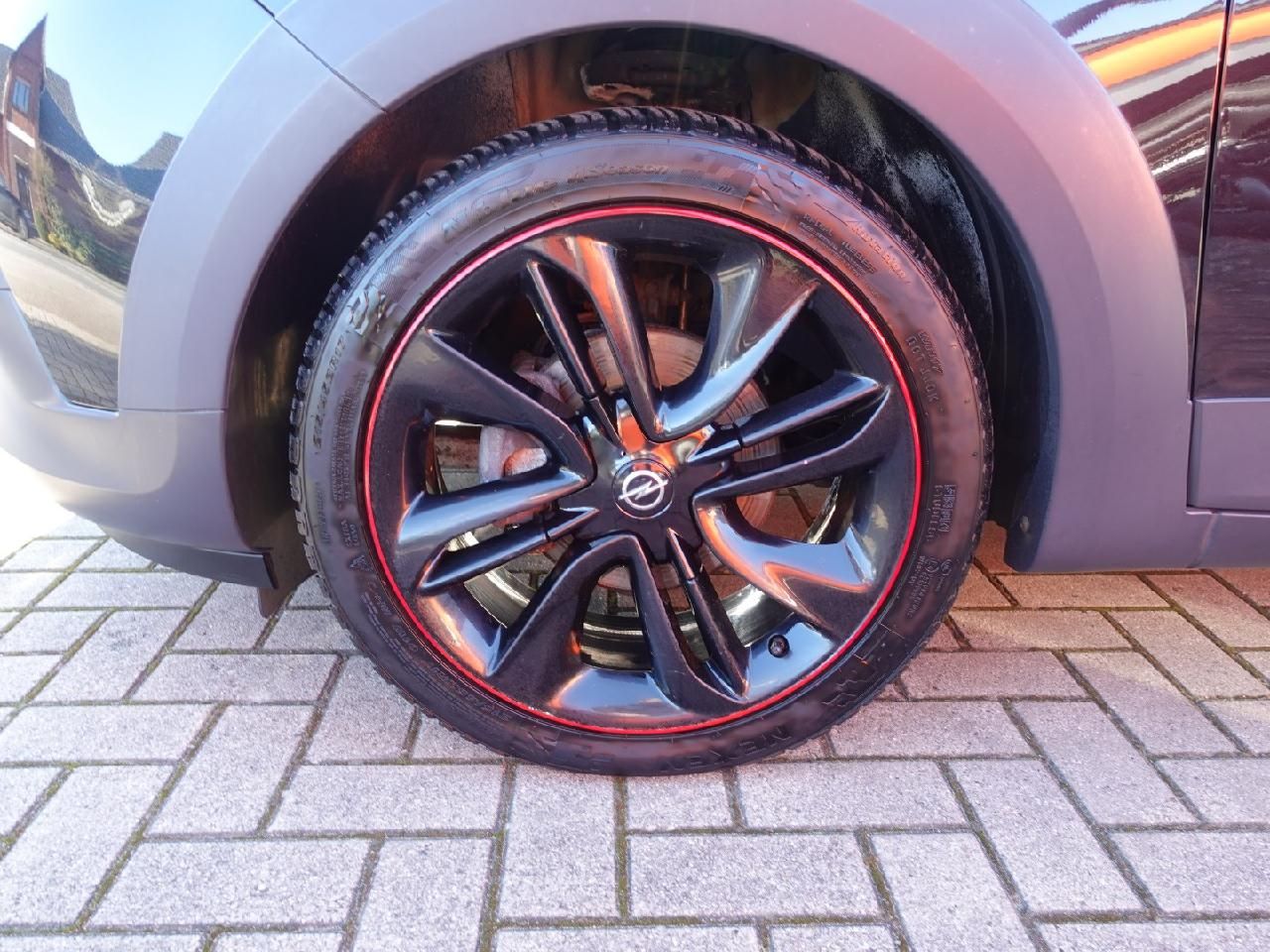 Fahrzeugabbildung Opel Adam Rocks 1,4 open Air