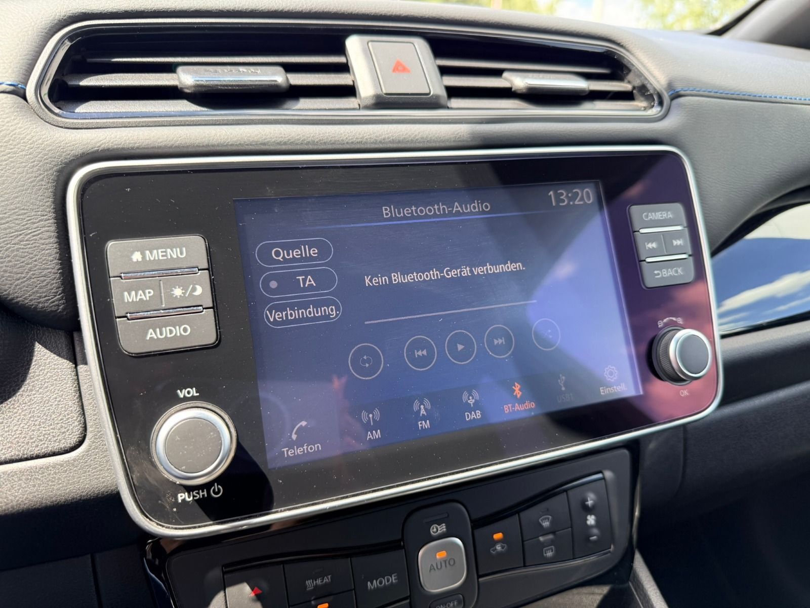 Fahrzeugabbildung Nissan Leaf Connecta 62kWh*LED*360°Cam*Wärmepumpe