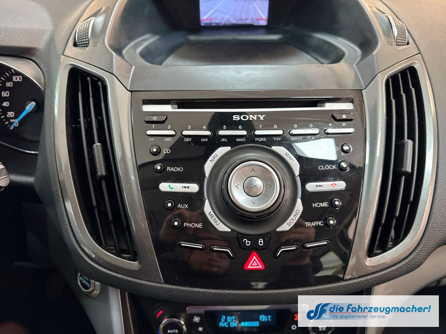 Fahrzeugabbildung Ford C-Max Grand Titanium Navi Klimaautom *EXPORT