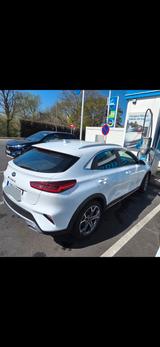 Kia X -Ceed 1.5 T Vision,Kamera,Navi, volle Garantie - Kia XCeed von privat