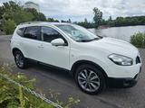 Nissan Qashqai +2 Tekna 4X4 RFK* Navi* Klimaaut* Tüv* - Nissan Qashqai in Mainz