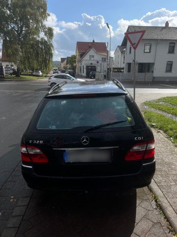 Mercedes-Benz Mercedes E320