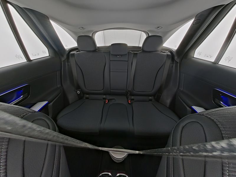 Fahrzeugabbildung Mercedes-Benz GLC 220 d 4M Avantgarde*AHK*Distronic*Pano*360°*