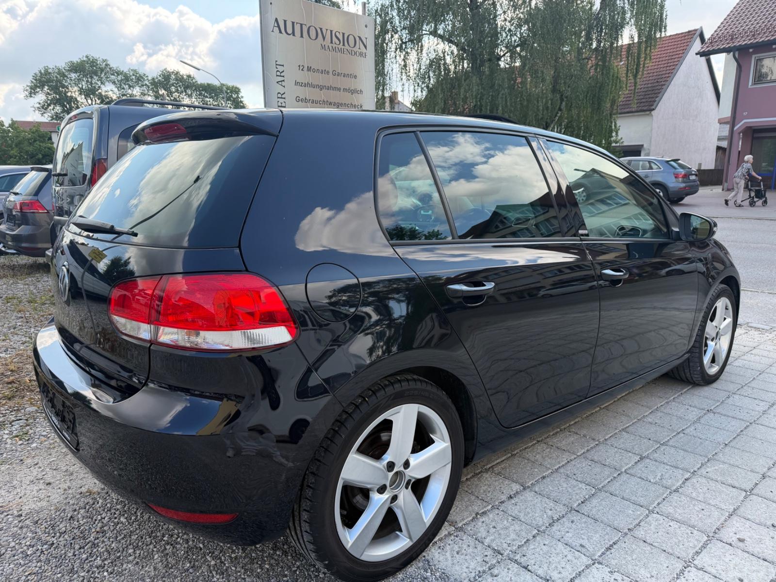 Volkswagen Golf VI Style Tüv neu 1 Hand SitzheizungTempomat