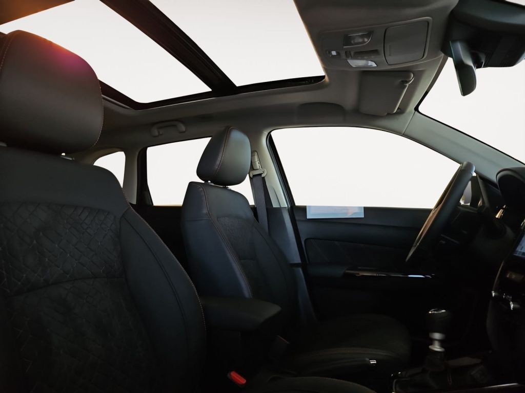 Fahrzeugabbildung Suzuki Vitara 1.4 Hybrid Allrad Comfort+ X-ITE