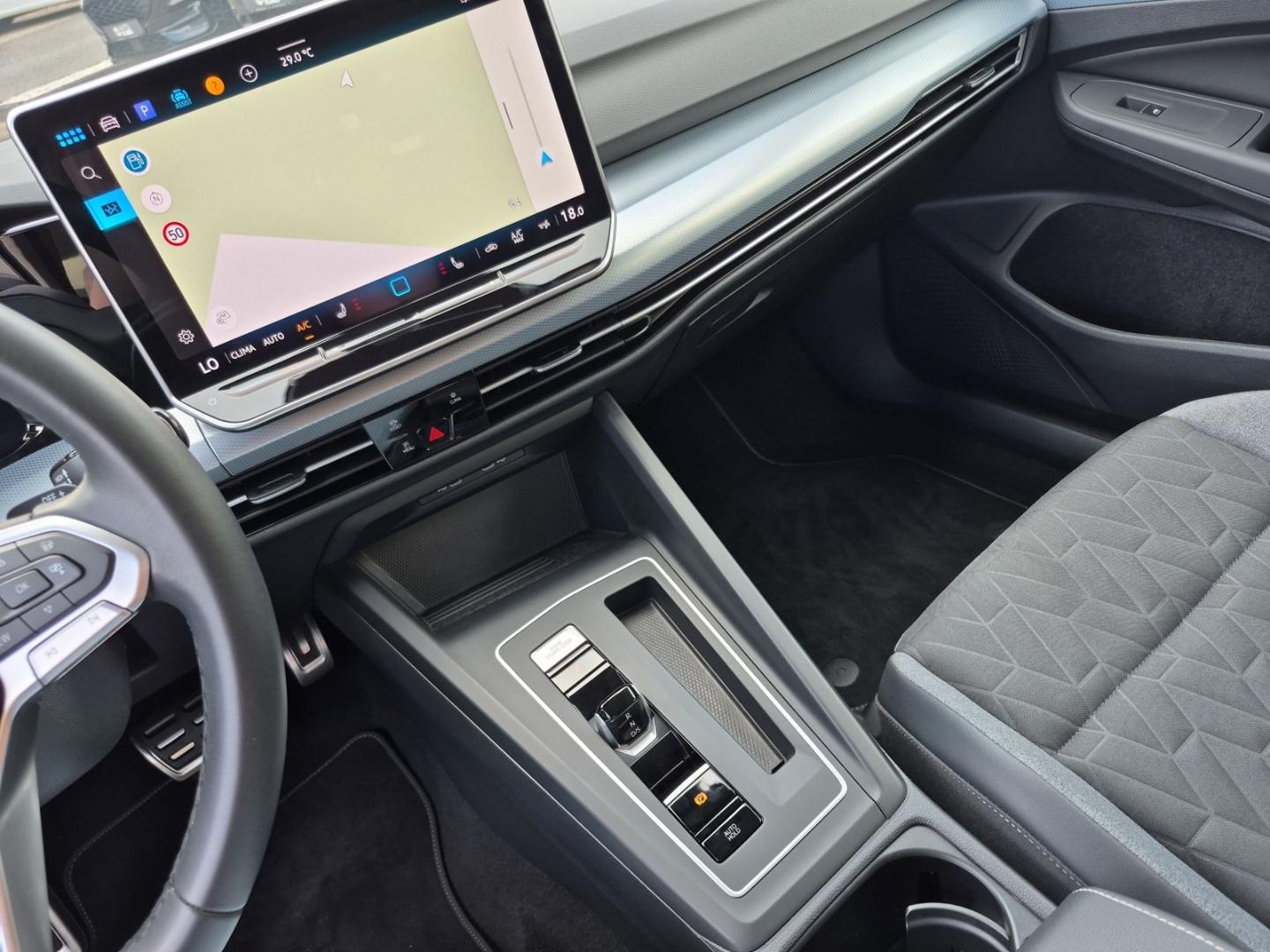 Volkswagen Golf VIII 1.5 eTSI DSG Energy Navi ACC SHZ, миниатюра 20