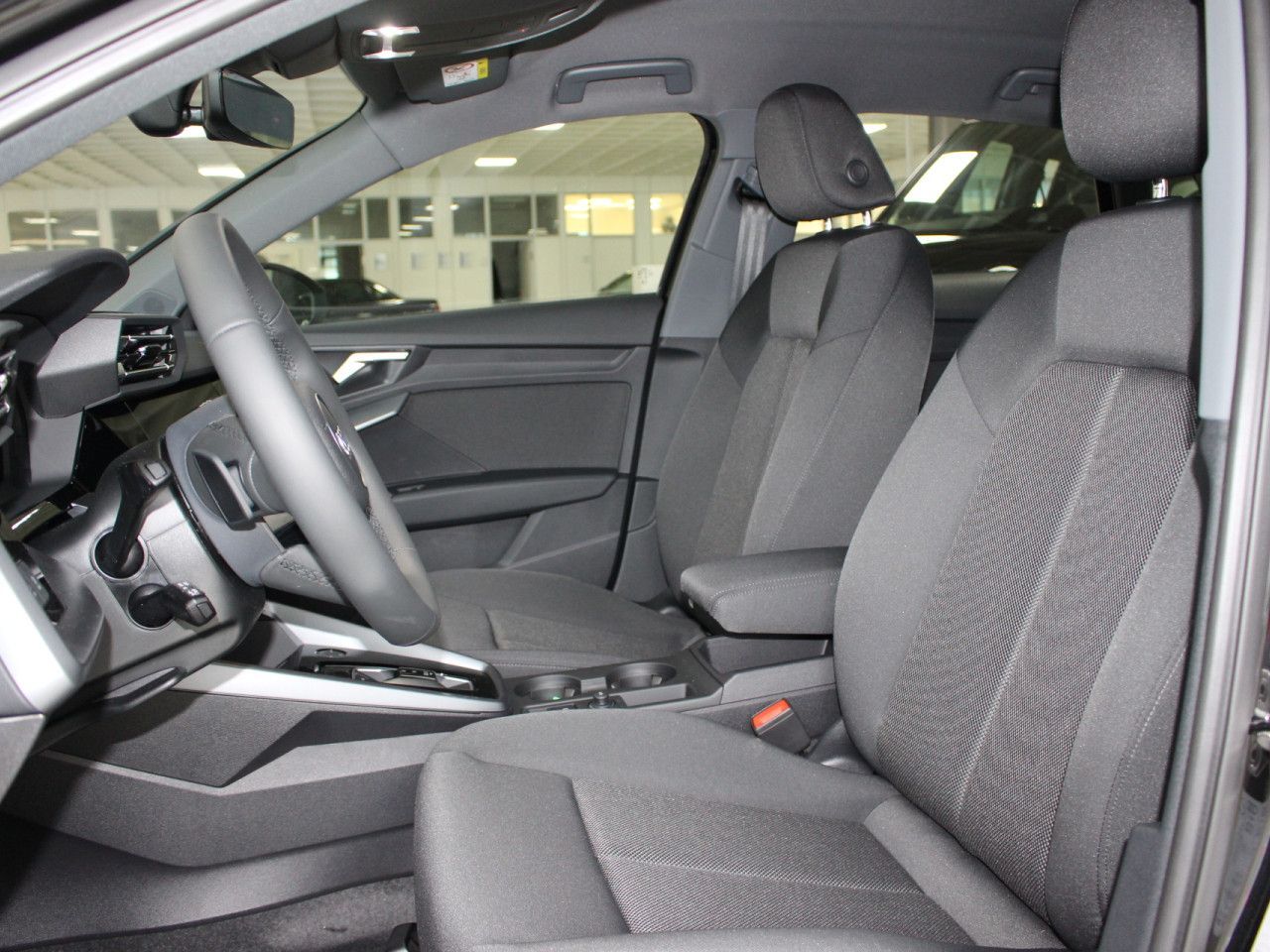 Fahrzeugabbildung Audi A3 35 TFSI Sportback AHK/ACC/LED/CAM