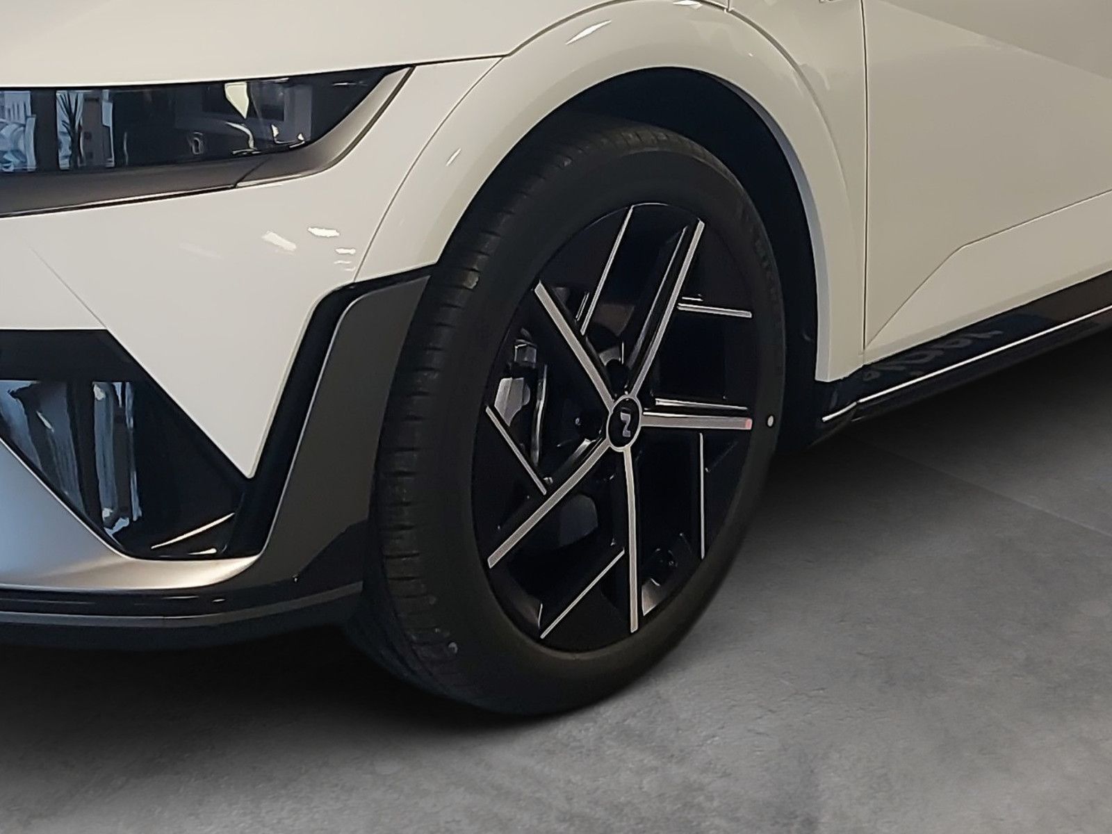 Fahrzeugabbildung Hyundai IONIQ 5  325 PS N Line X 4WD Sitzpaket Mj.25