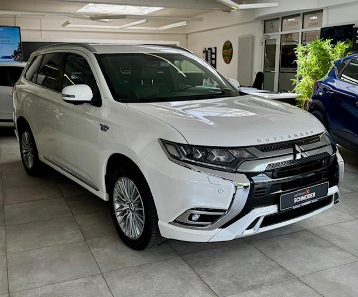 Mitsubishi Outlander Plug-in Hybrid PLUS Intro-Paket 4WD