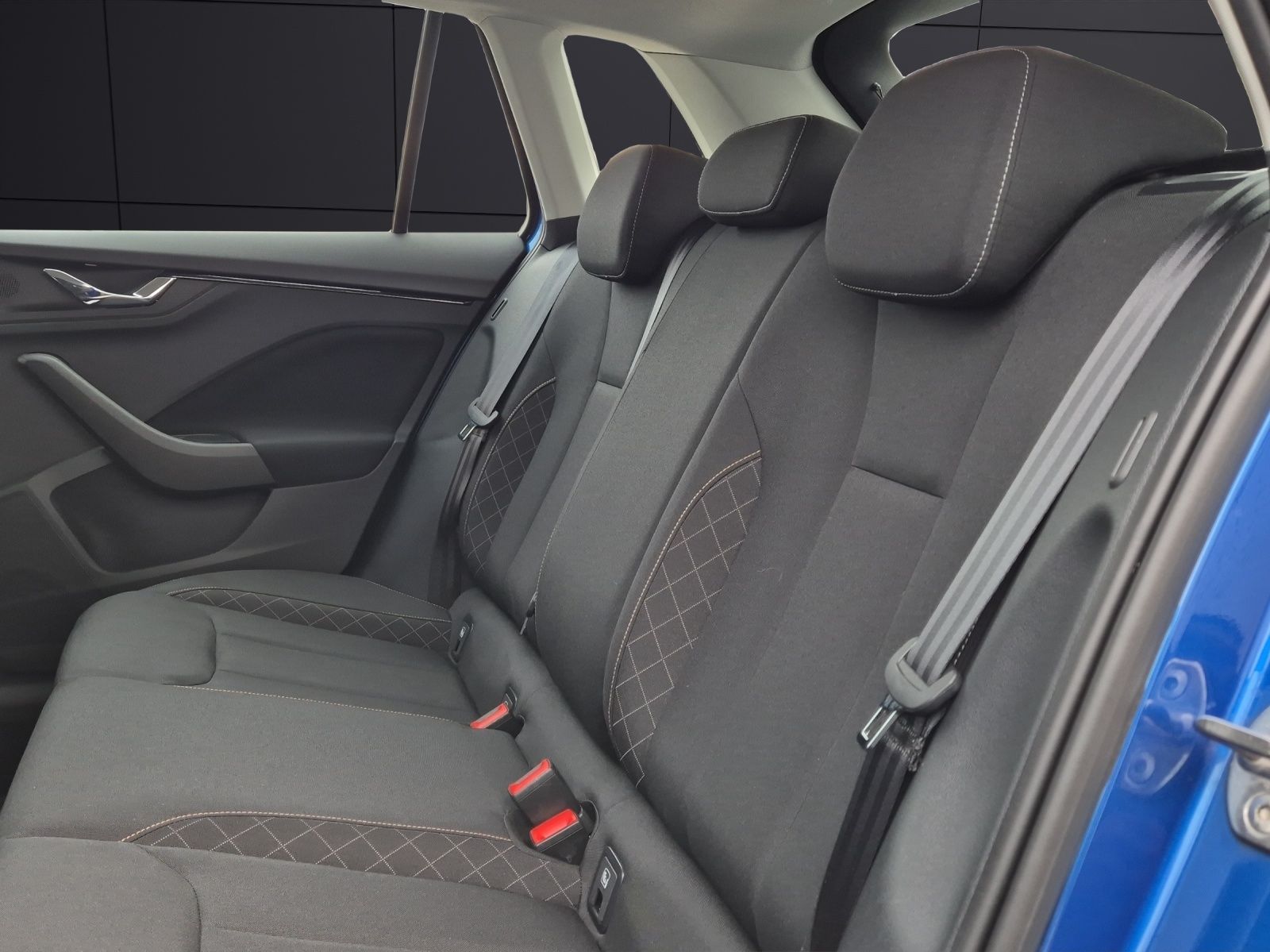 Fahrzeugabbildung SKODA Kamiq TSI Ambition DSG LED Navi GRA RFK SH