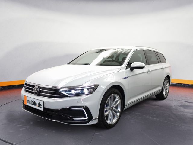 Volkswagen Passat Variant 1.4 TSI DSG GTE 18 NAVI IQ.LIGHT 