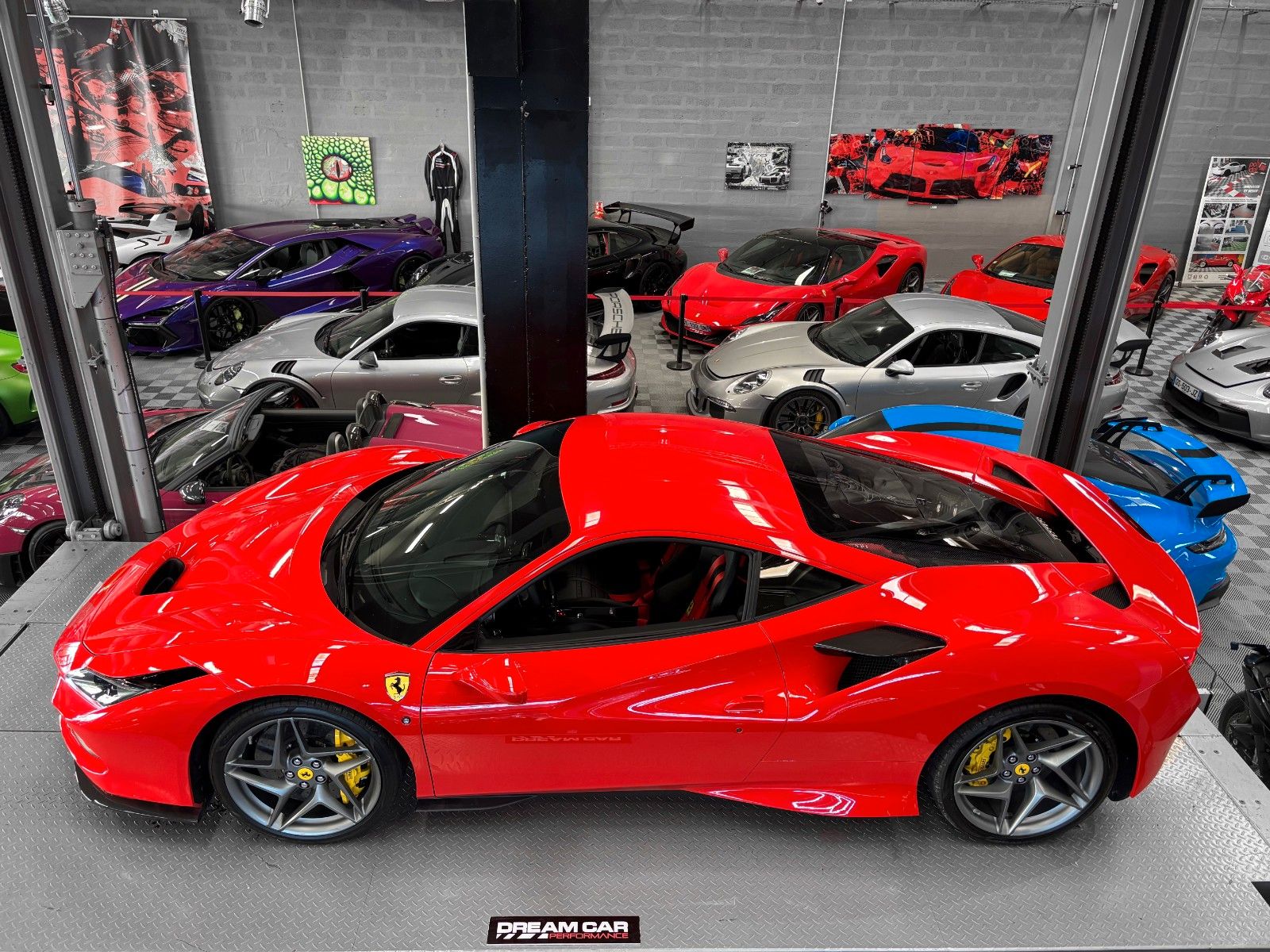Ferrari F8 - rosso scuderia - ppf - display imagem 2