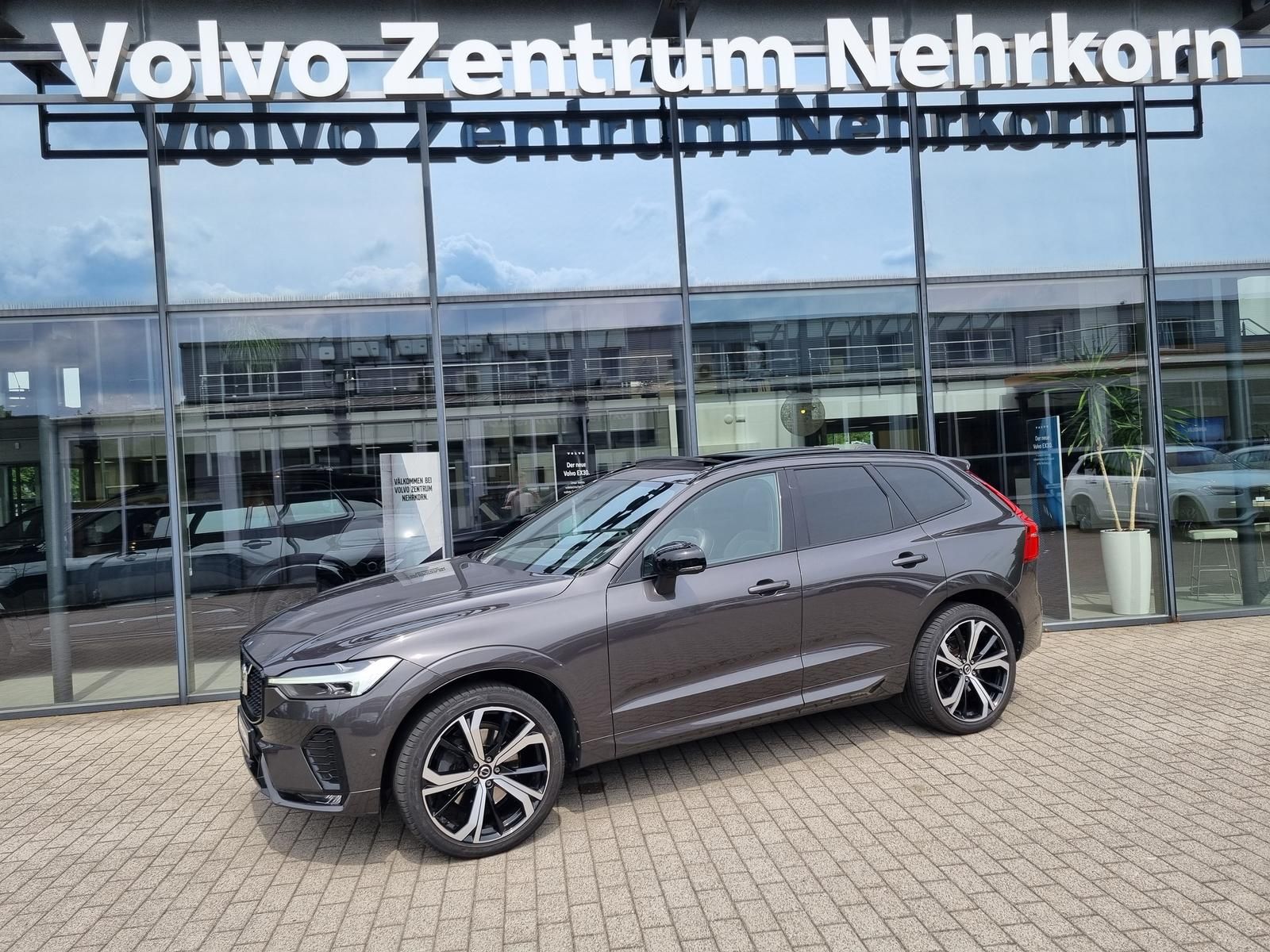 Fahrzeugabbildung Volvo XC60 B5 AWD Ultimate Dark 'Standheizung, 360Cam'