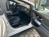 Mercedes-Benz EQE 350+ - - weiße Mercedes-Benz EQE